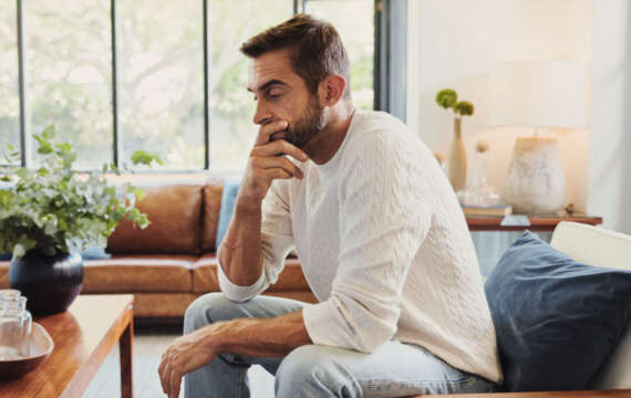 5 Modern Habits That Make Men Weaker